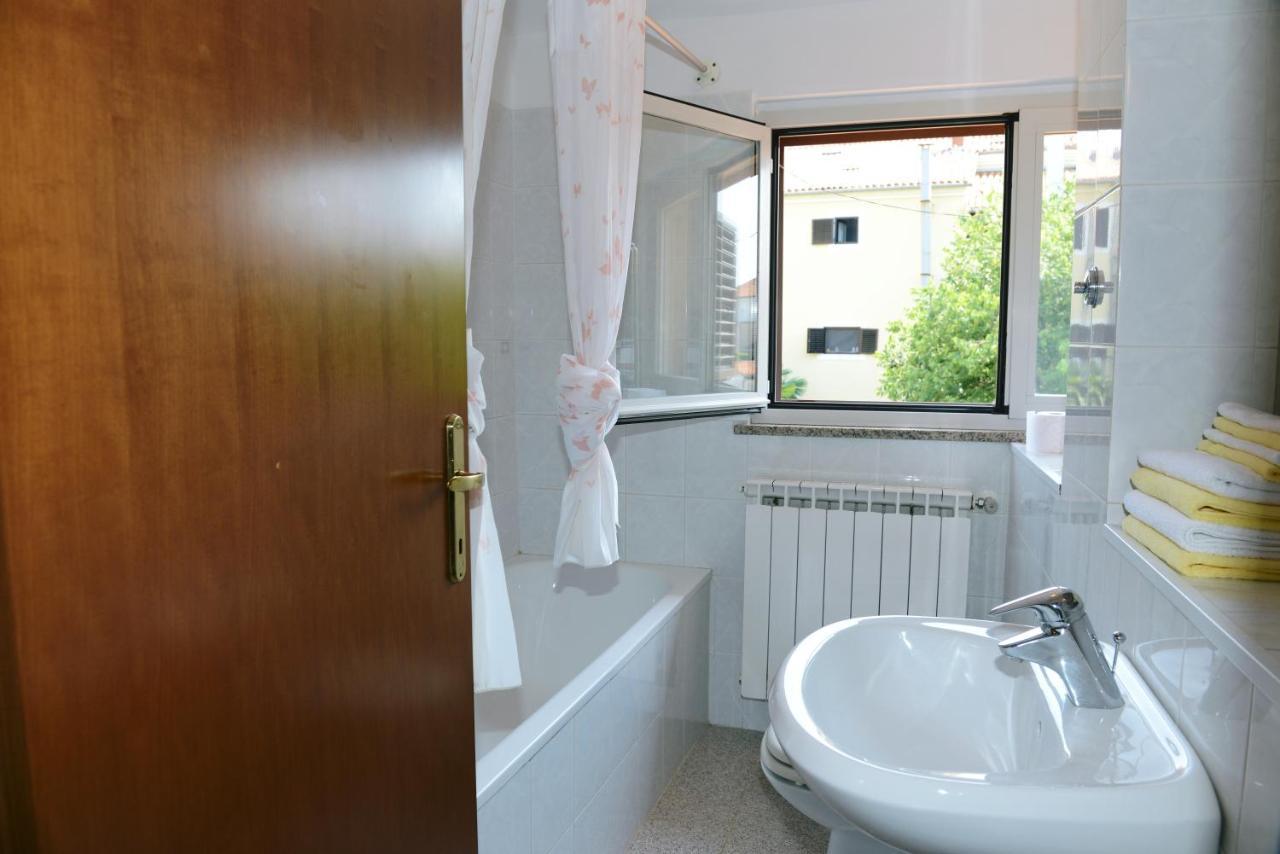 Vista Mare Apartman Porec Esterno foto